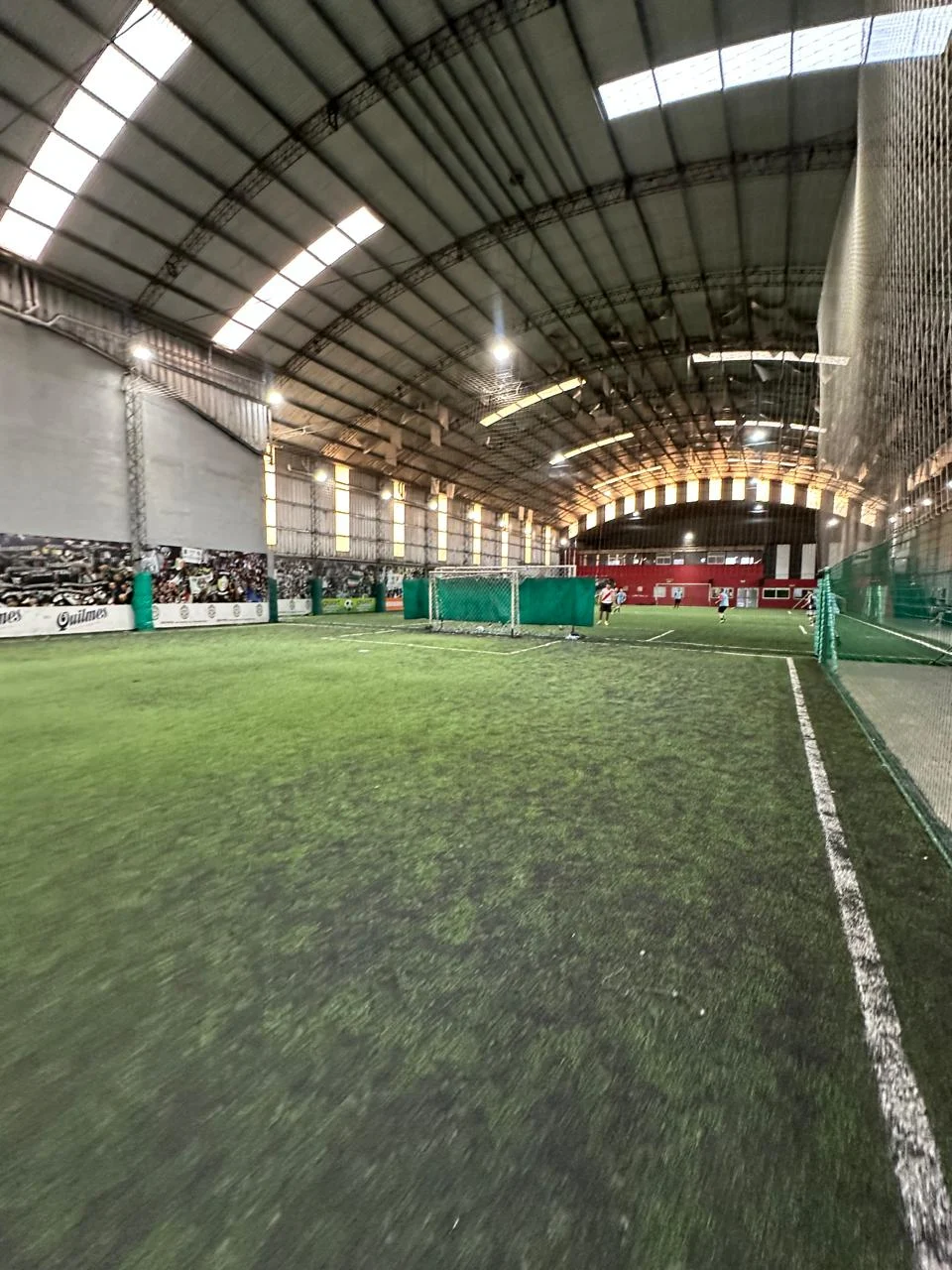 Cancha cubierta de fútbol 5
